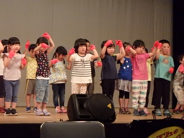 松島保育園：年長組が元気を届けてきました！