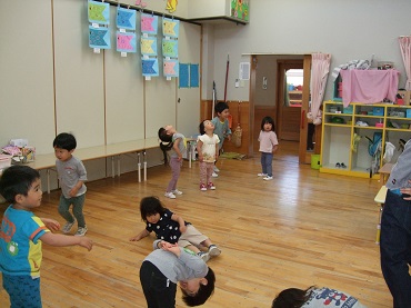 松島保育園：こあら２組のラジオ体操