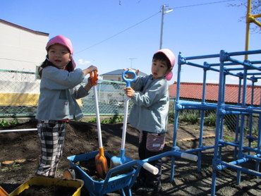 上古田保育園：年少ばら組の５月の活動