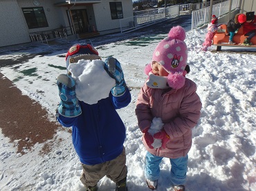 沢保育園：寒くてもへっちゃら！