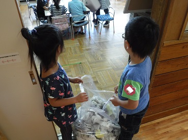 三日町保育園：エコ活動・ゴミ集め始めました