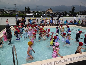 松島保育園：プール開き