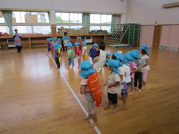松島保育園：年少組・運動あそび