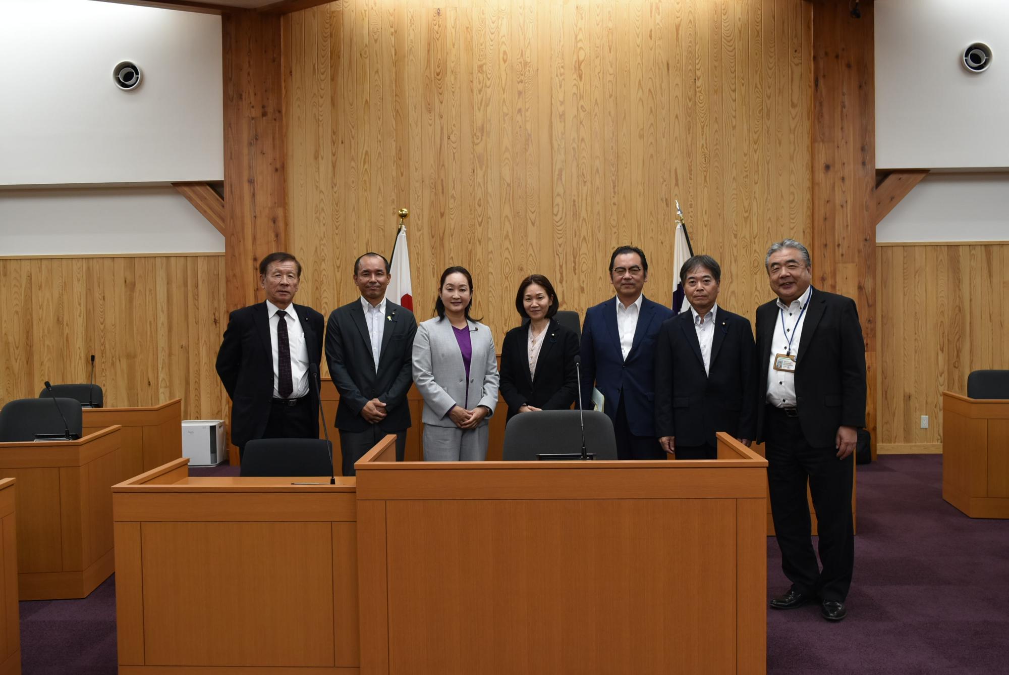 紫波町議場